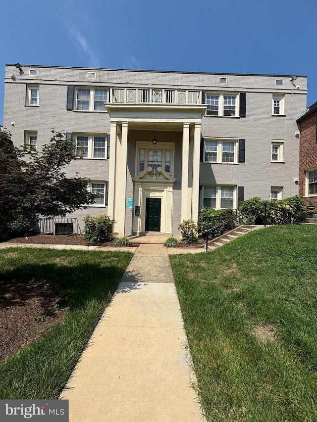 view of building exterior