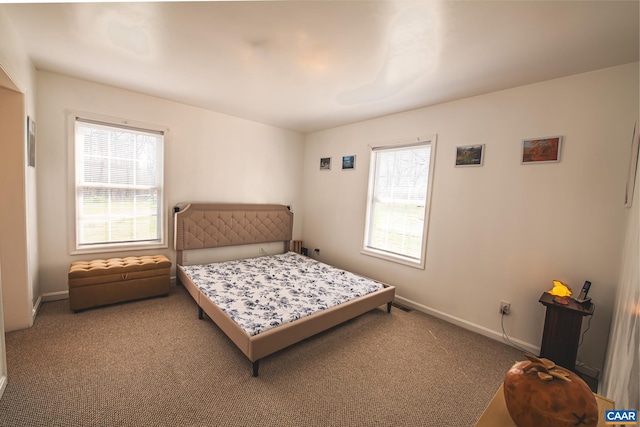 bedroom featuring carpet floors