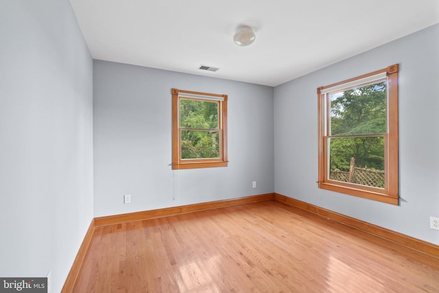 empty room featuring light hardwood / wood-style floors