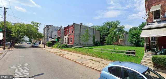 Listing photo 3 for 3951 Brown St, Philadelphia PA 19104