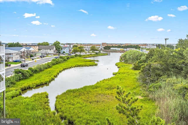 bird's eye view featuring a water view