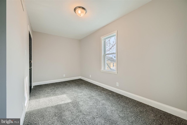 unfurnished bedroom featuring carpet flooring