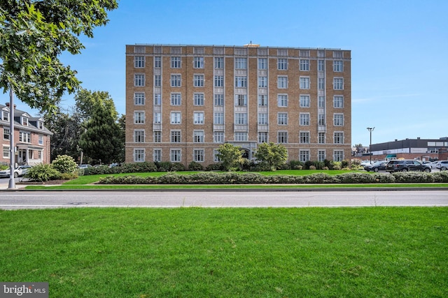 view of building exterior