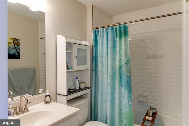 full bathroom featuring vanity, shower / tub combo with curtain, and toilet