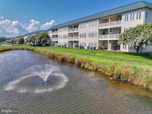 view of water feature