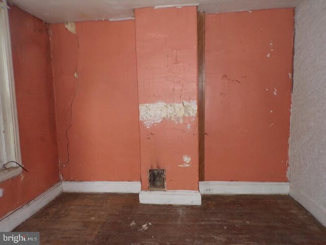 interior details with wood-type flooring