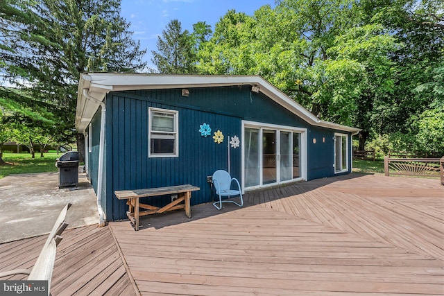 deck with area for grilling