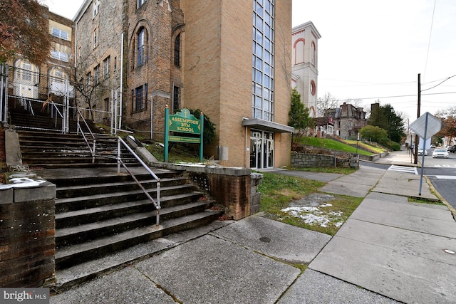 view of building exterior