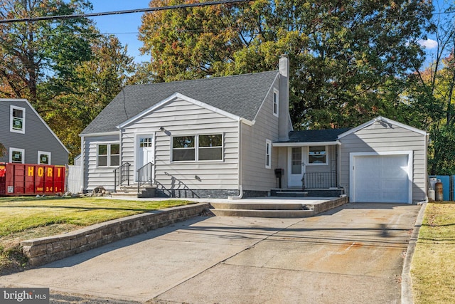 view of front of house featuring a front yard