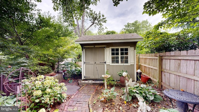 view of outbuilding