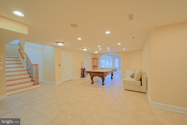 game room with arched walkways, recessed lighting, visible vents, billiards, and baseboards