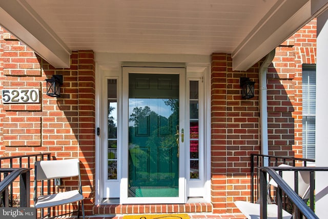 view of property entrance