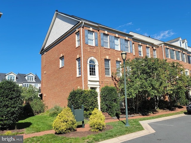 view of building exterior