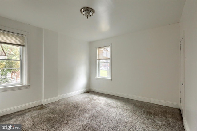 view of carpeted spare room