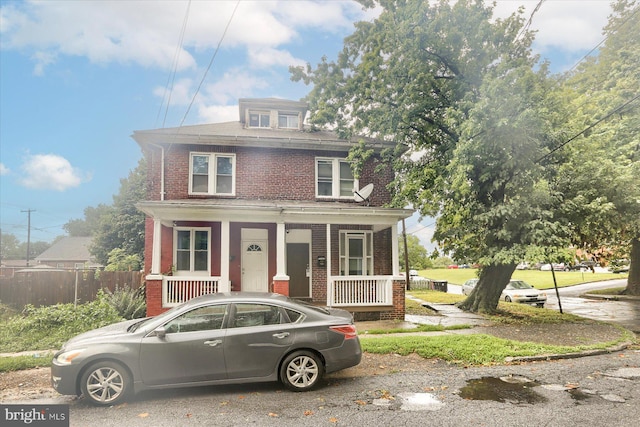 view of front of home with covered porch