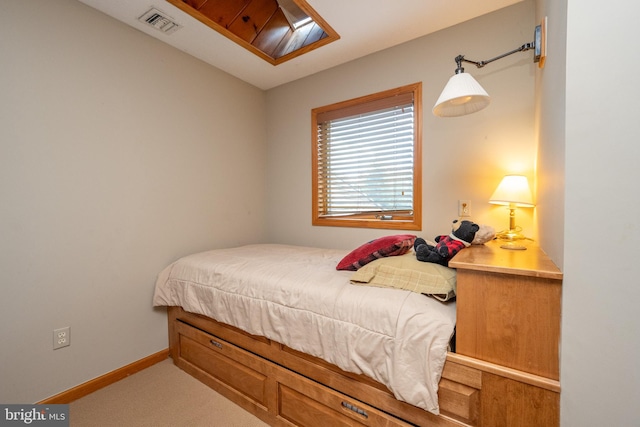 bedroom with carpet