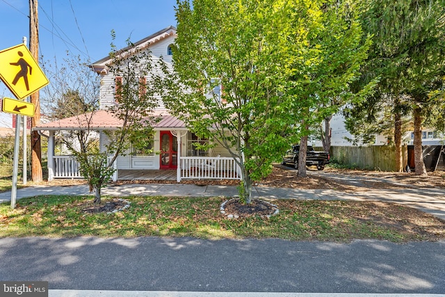 view of front of house with covered porch