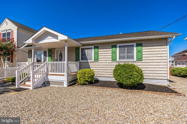 view of front of house featuring covered porch