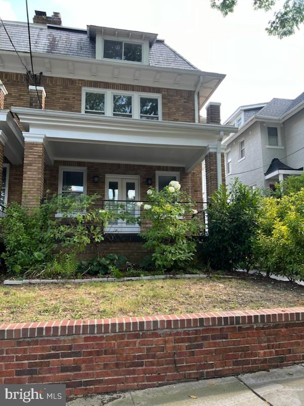 view of front of property with covered porch