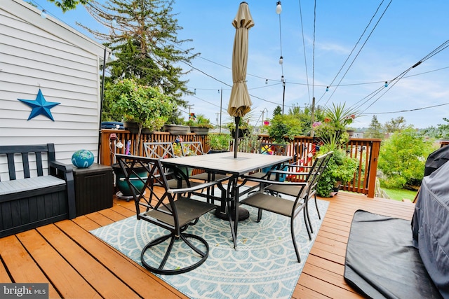 view of wooden deck