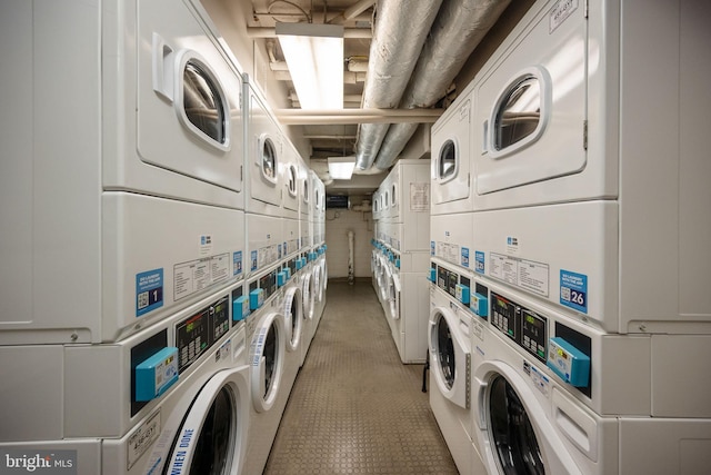 washroom featuring washer and clothes dryer and stacked washer and clothes dryer