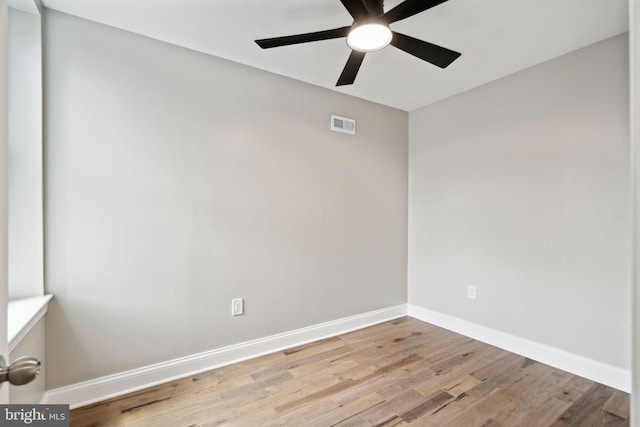 unfurnished room featuring ceiling fan and wood-type flooring