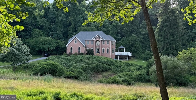 view of front facade