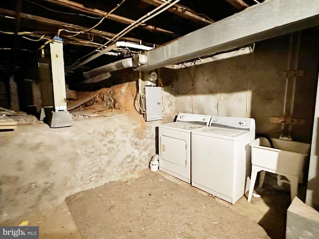 basement with washer and dryer