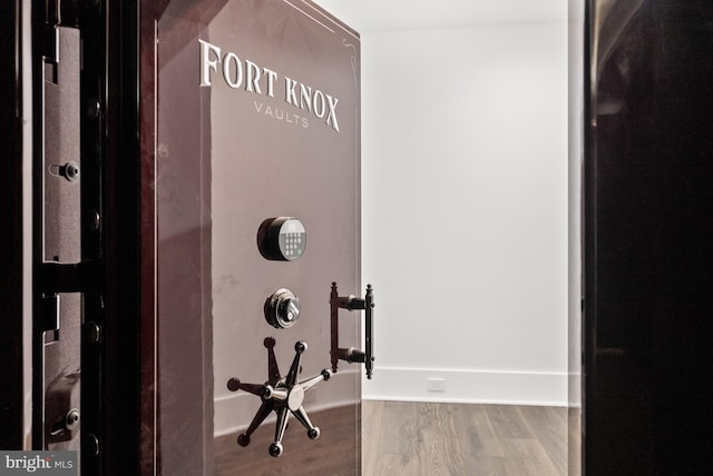 room details featuring wood-type flooring