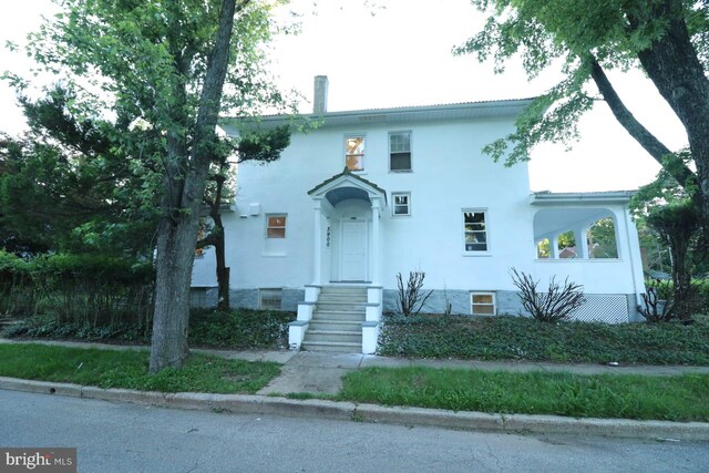 view of front of house