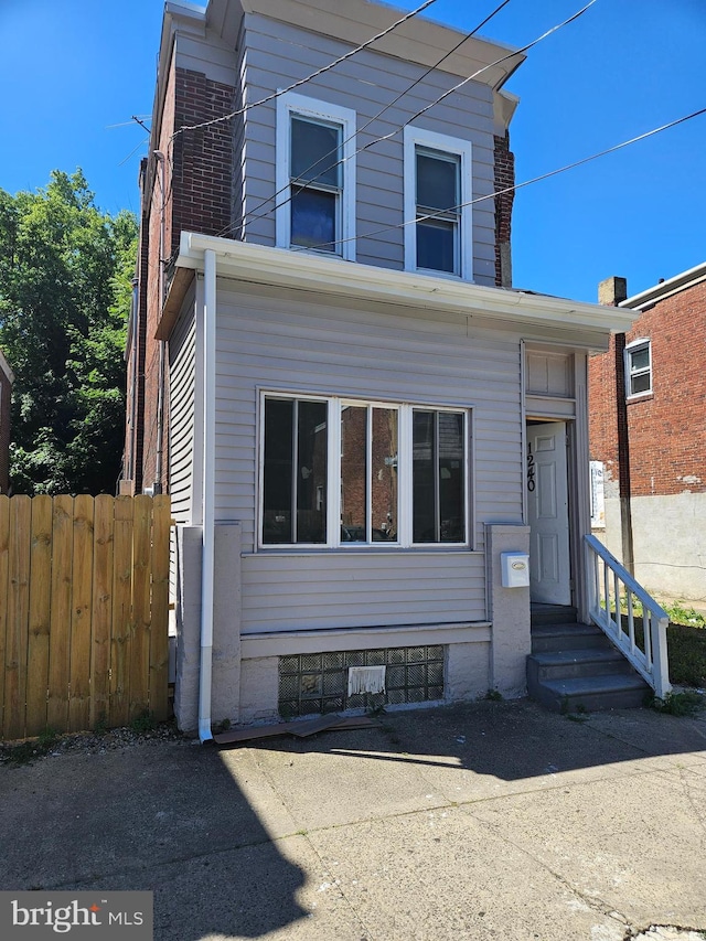 view of front of home