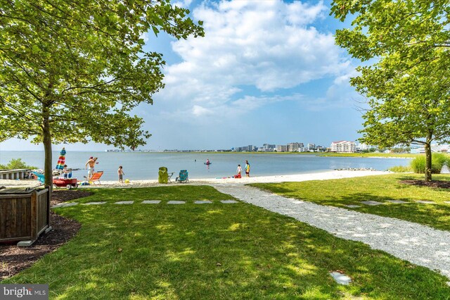 view of property's community featuring a water view