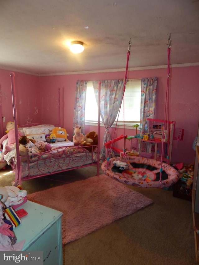 bedroom featuring carpet floors