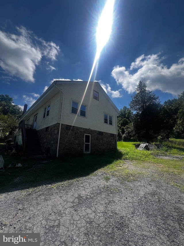 view of home's exterior