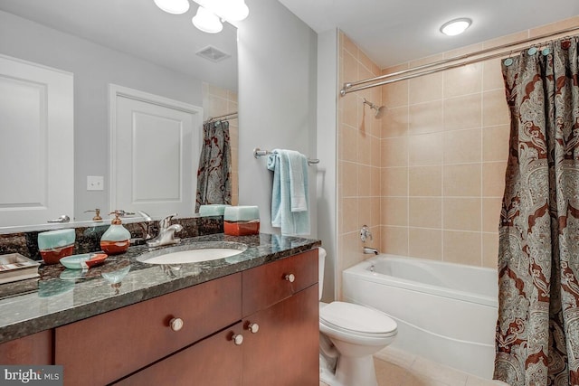 full bath featuring toilet, vanity, visible vents, and shower / tub combo with curtain