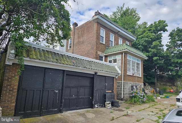 exterior space with an outbuilding