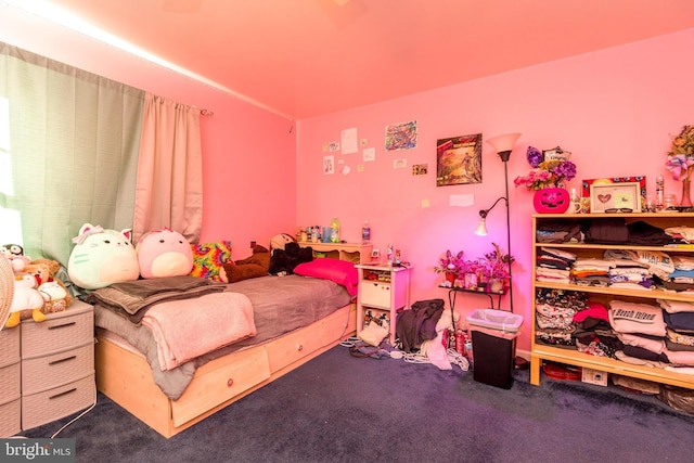 bedroom featuring carpet flooring