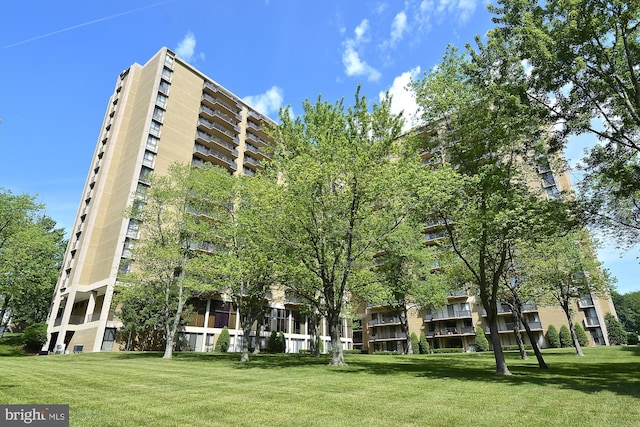 view of building exterior