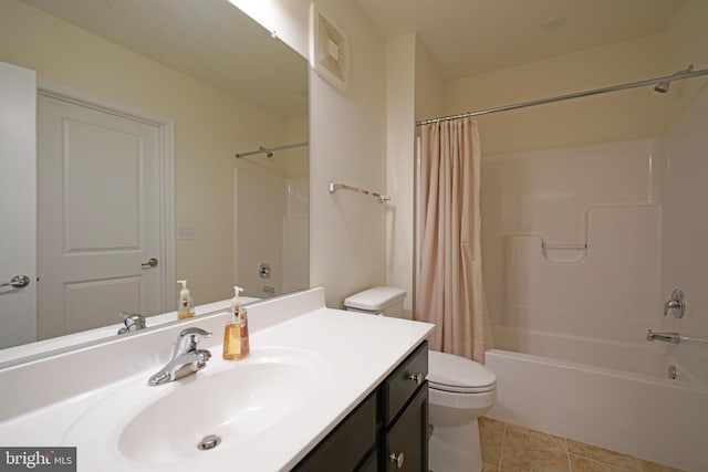 full bathroom featuring tile patterned floors, toilet, shower / bathtub combination with curtain, and vanity