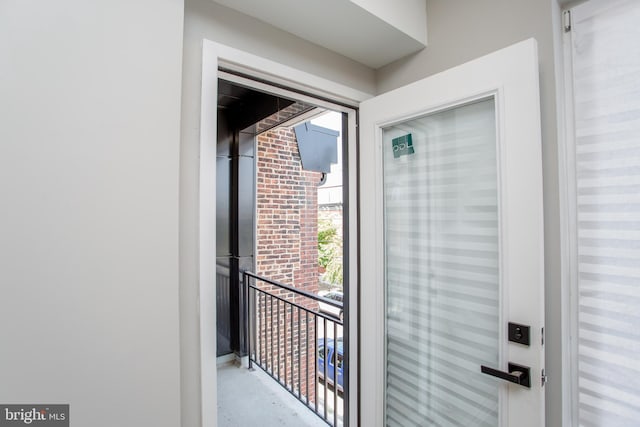 entryway featuring concrete flooring