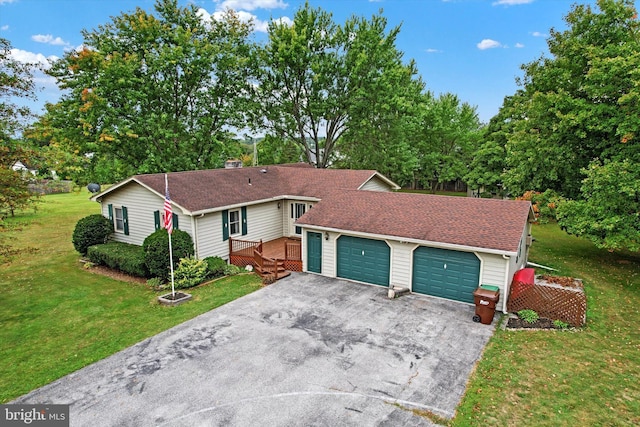 view of front of property with a front lawn