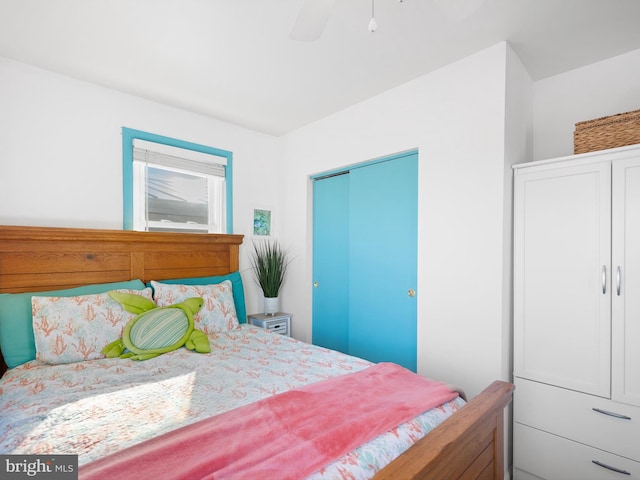 bedroom with a closet and ceiling fan