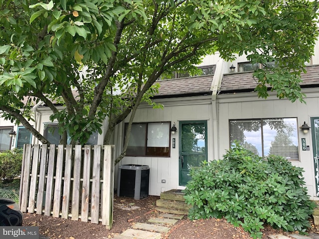 view of front of house featuring central AC