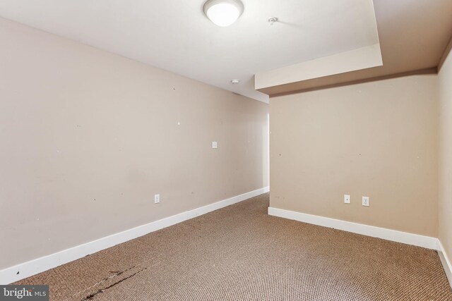 empty room with carpet