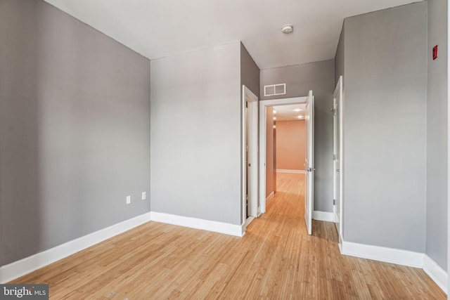 empty room featuring light hardwood / wood-style flooring