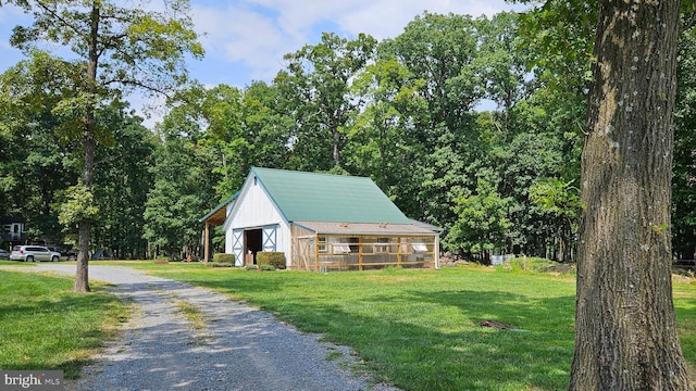 view of outdoor structure