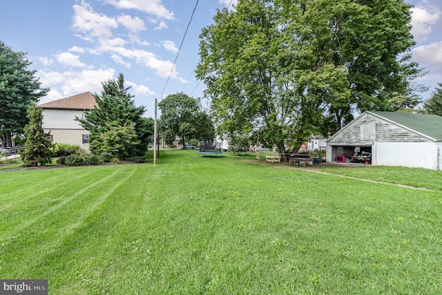 view of yard featuring a trampoline