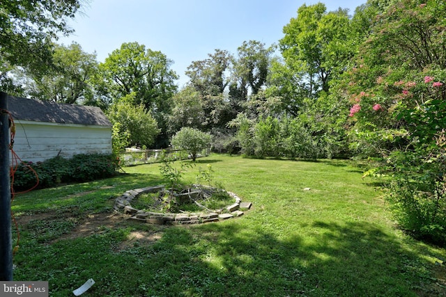 view of yard with fence