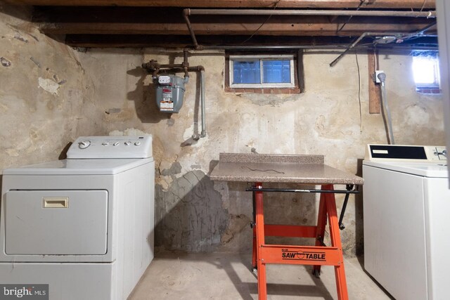 laundry room featuring washer and dryer