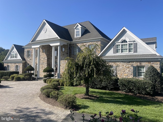 view of front of house with a front yard